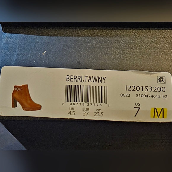 Naturalizer Tawny Berri boot size 7 - Picture 2 of 6